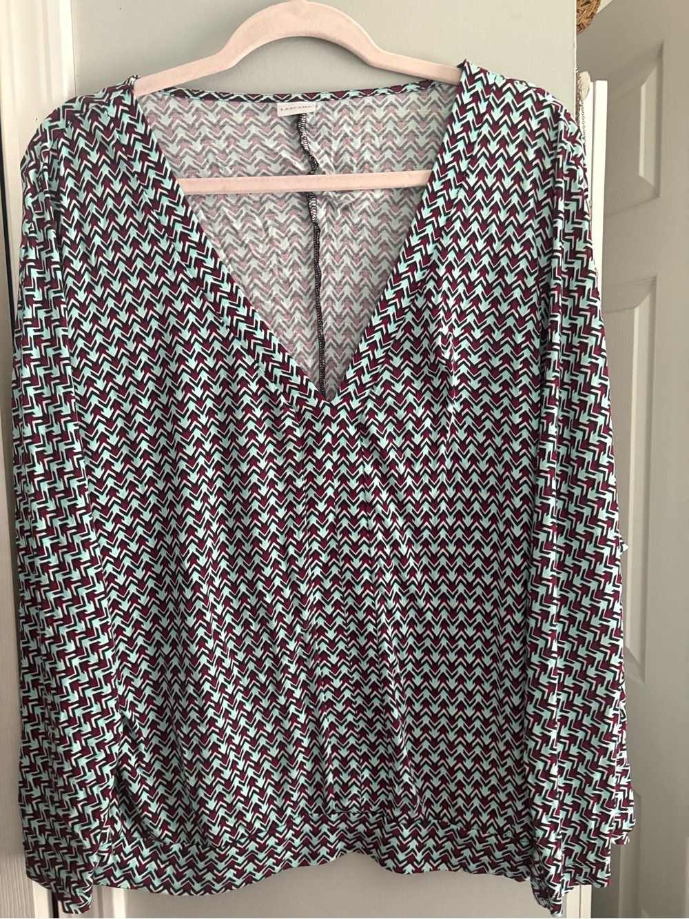 V-Neck Chevron Print Tunic in Mint and Burgundy